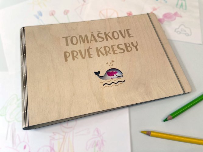 Personalizovaný detský drevený album - veľryba